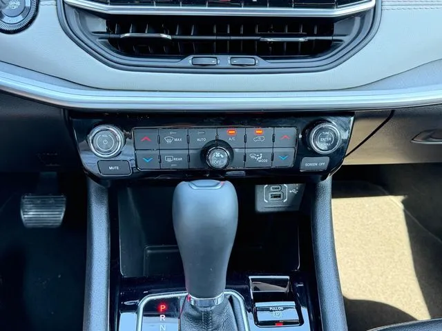 Jeep Compass photo 21