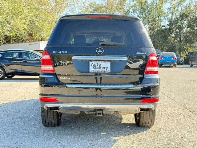 Mercedes-Benz GL-Class photo 8