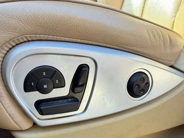 Mercedes-Benz GL-Class photo 12