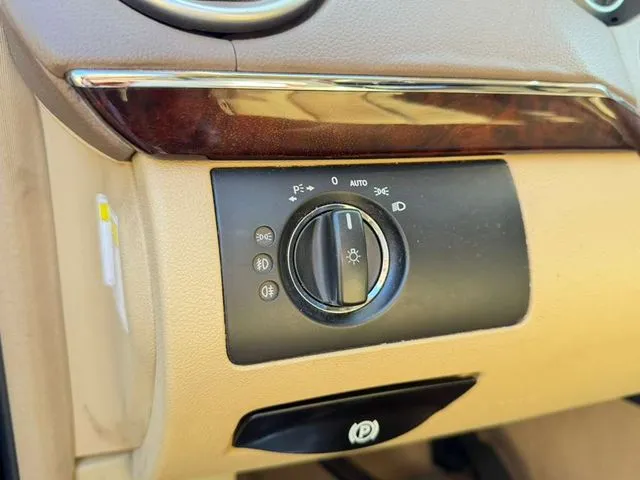 Mercedes-Benz GL-Class photo 9