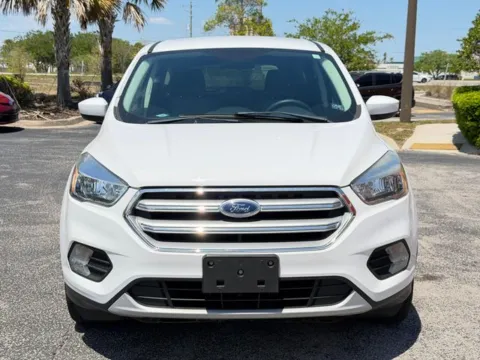 Photos of 2017 Ford Escape SE for sale in Jacksonville, FL at Auto Gallery Jacksonville