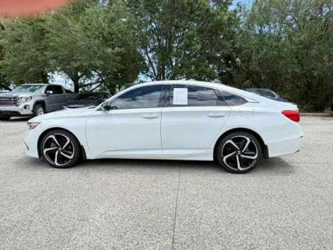 More photos of 2022 Honda Accord Sport at Auto Gallery Jacksonville, FL