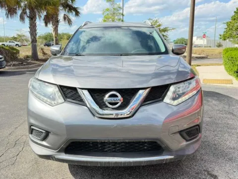 Photos of 2016 Nissan Rogue SV for sale in Jacksonville, FL at Auto Gallery Jacksonville