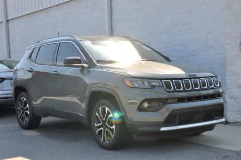 Black 2019 Jeep Compass Limited for sale in Jacksonville, FL