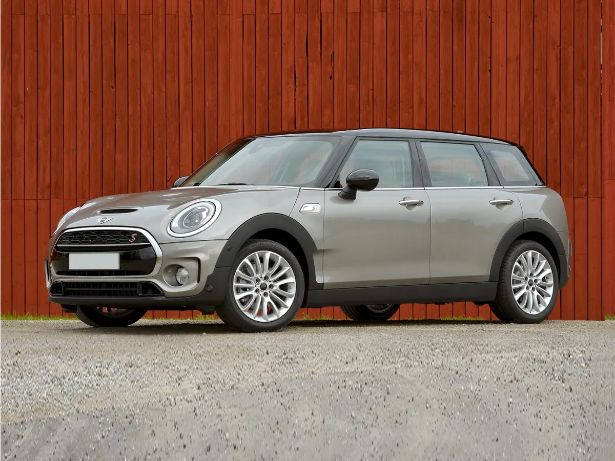 2017 MINI Clubman Cooper S ALL4's photo