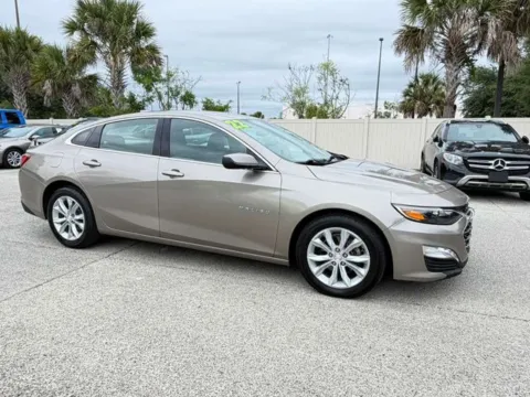Gray 2022 Chevrolet Malibu LT for sale in Jacksonville, FL
