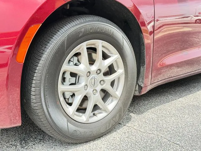 Chrysler Voyager photo 11