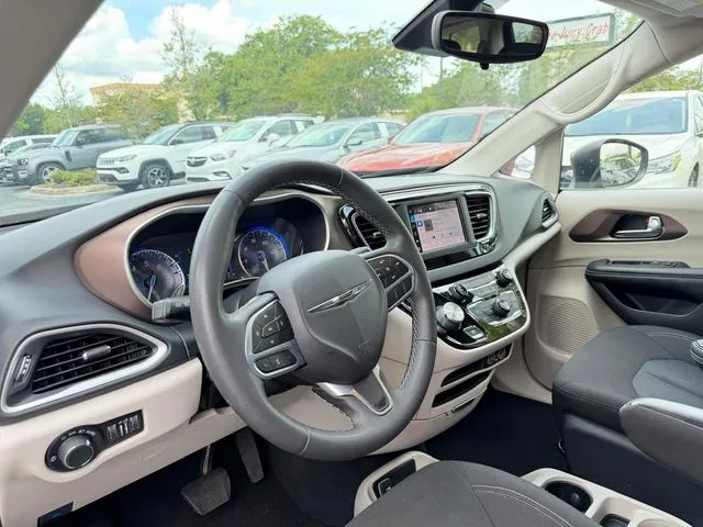 Chrysler Voyager photo 22