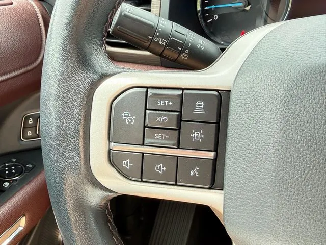Ford Expedition MAX photo 11