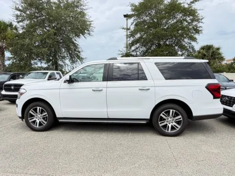 More photos of 2022 Ford Expedition Max Limited at Auto Gallery Jacksonville, FL