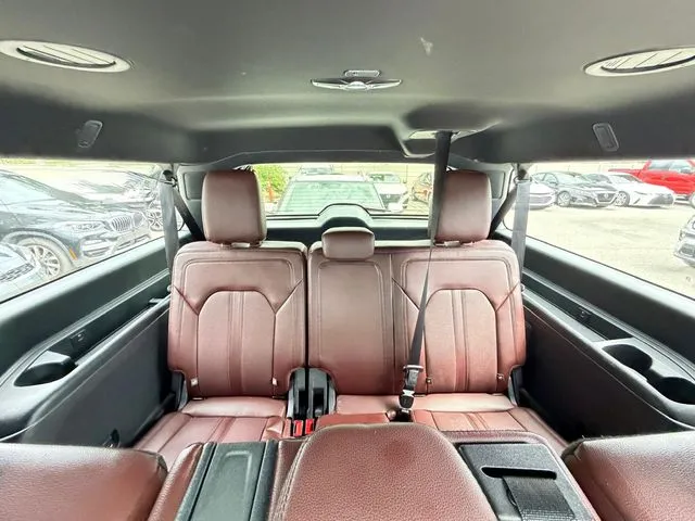 Ford Expedition MAX photo 27