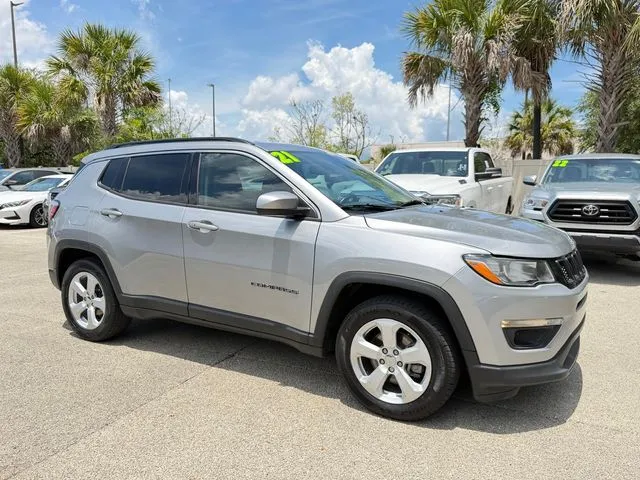 2021 Jeep Compass Latitude's photo