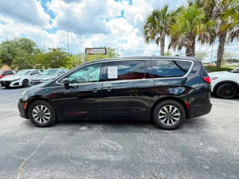 More photos of 2023 Chrysler Pacifica Hybrid Touring L at Auto Gallery Jacksonville, FL