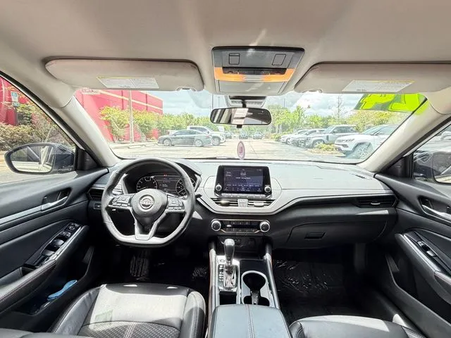 2024 Nissan Altima SR - Photo 14