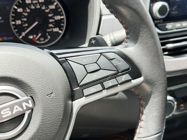 2024 Nissan Altima SR - Photo 18
