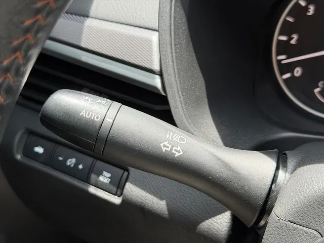 2024 Nissan Altima SR - Photo 17