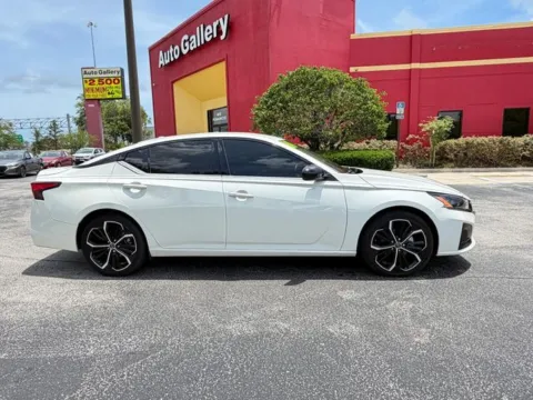 More photos of 2024 Nissan Altima 2.5 SR at Auto Gallery Jacksonville, FL