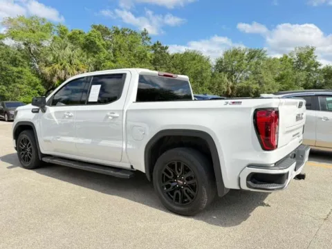 More photos of 2022 GMC Sierra 1500 Elevation at Auto Gallery Jacksonville, FL