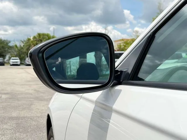 Honda Accord photo 10