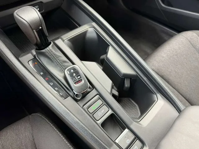 Honda Accord photo 27
