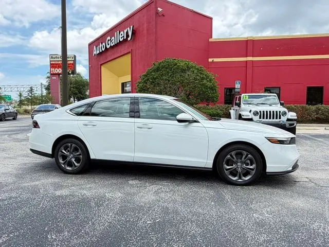 Honda Accord photo 4