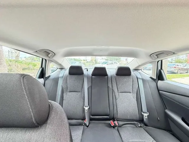 Honda Accord photo 28