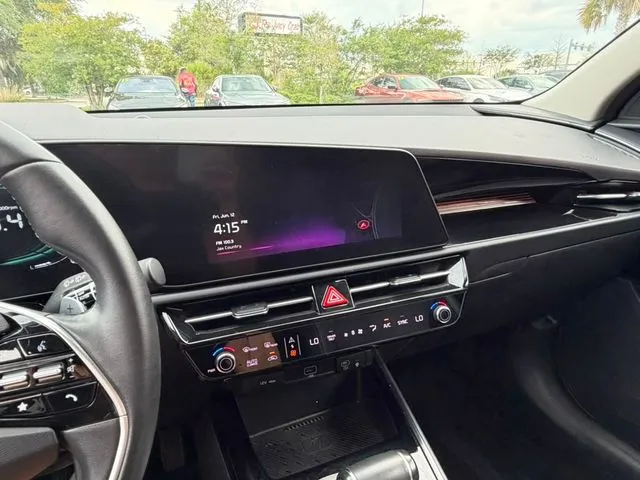 Kia Niro photo 24