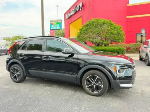 Black 2023 Kia Niro EX for sale in Jacksonville, FL