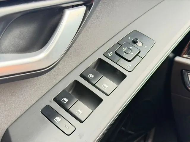 Kia Niro photo 11