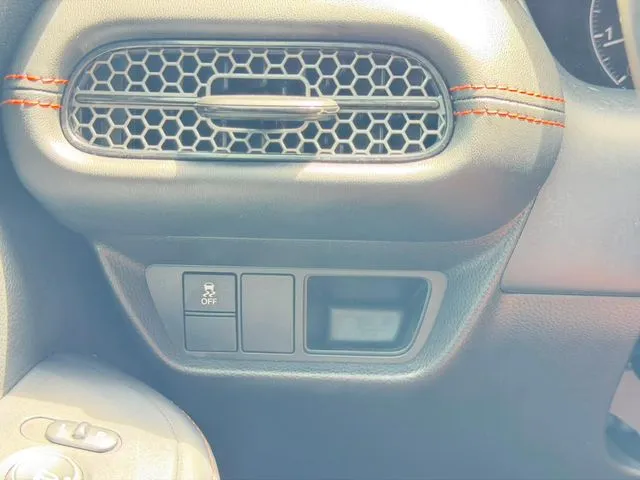 Honda HR-V photo 19