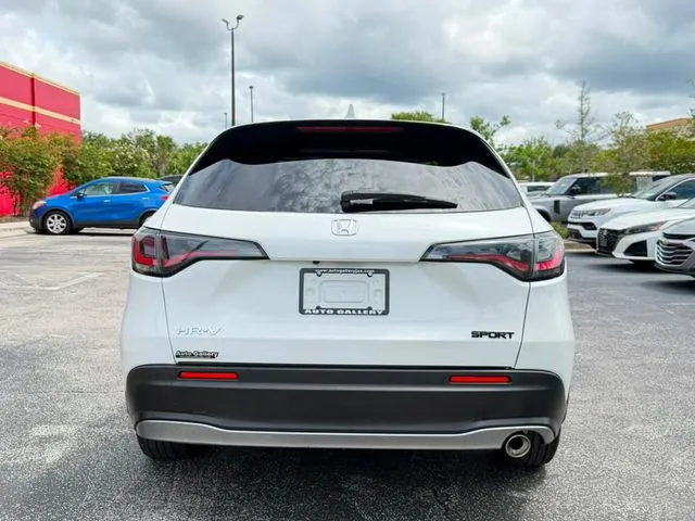 Honda HR-V photo 8