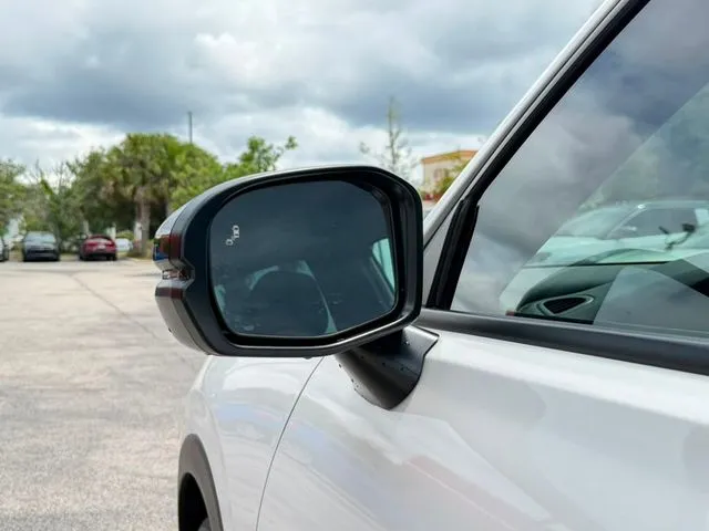 Honda HR-V photo 11