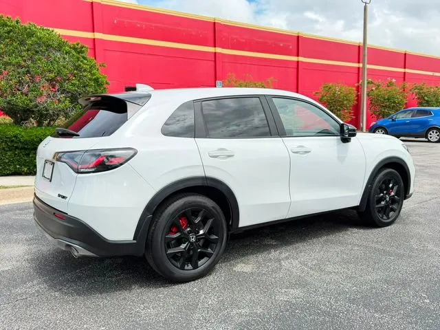 Honda HR-V photo 6