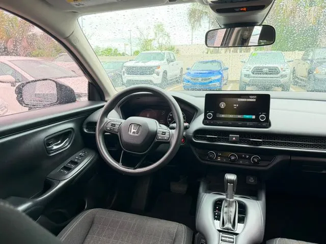 Honda HR-V photo 17