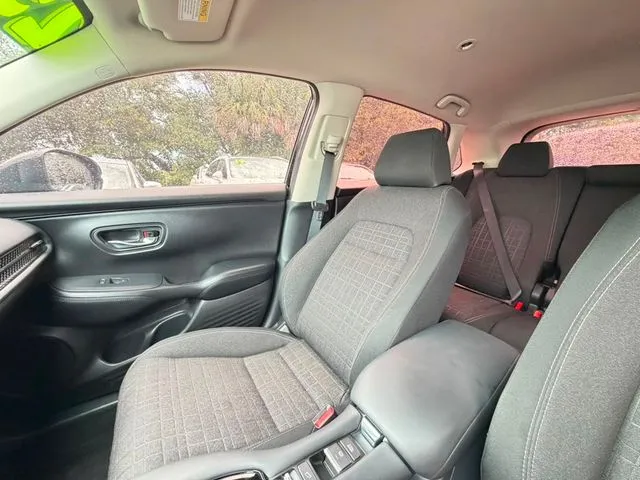 Honda HR-V photo 25