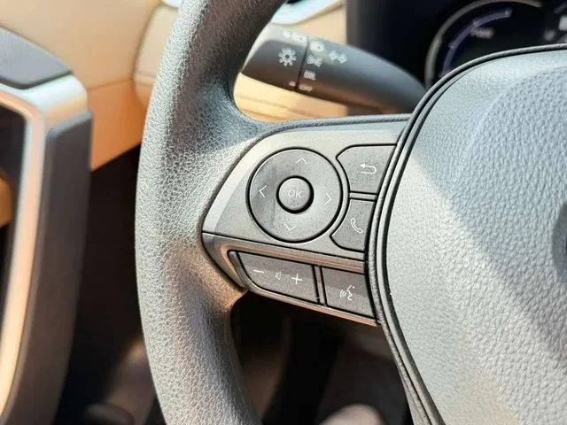 Toyota RAV4 photo 17