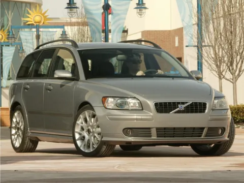 Red 2005 Volvo V50 2.4i for sale in Jacksonville, FL