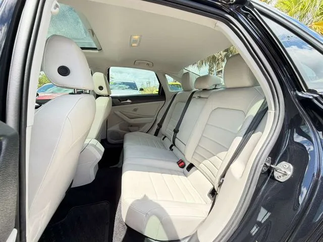 Volkswagen Jetta photo 32