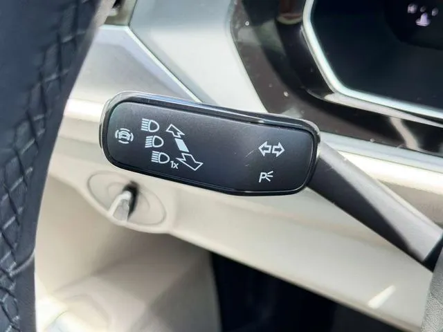 Volkswagen Jetta photo 22