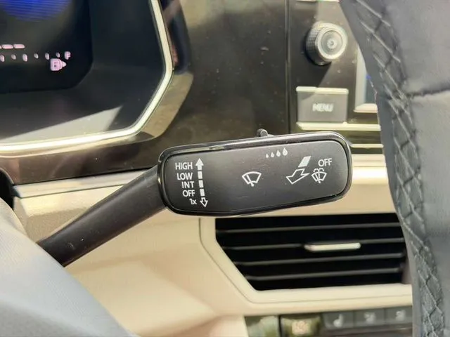 Volkswagen Jetta photo 24