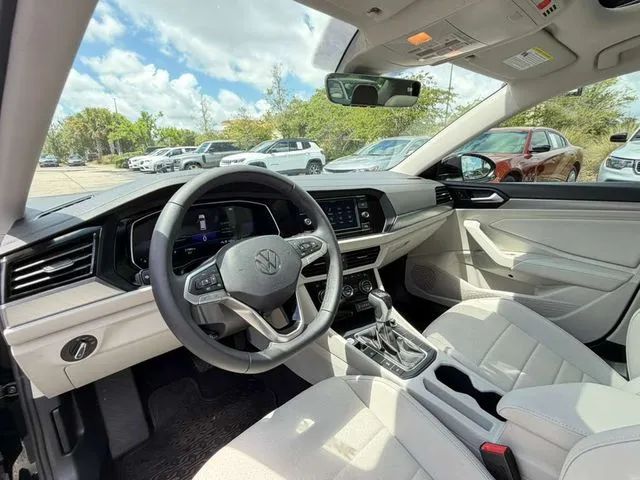 Volkswagen Jetta photo 25