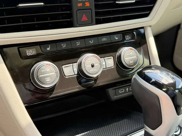Volkswagen Jetta photo 26