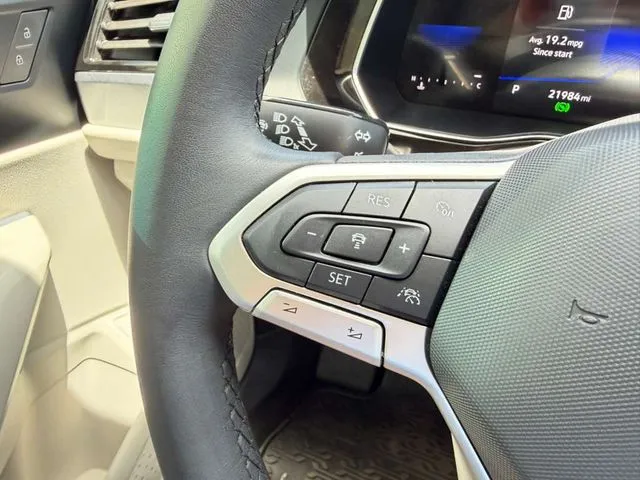 Volkswagen Jetta photo 21