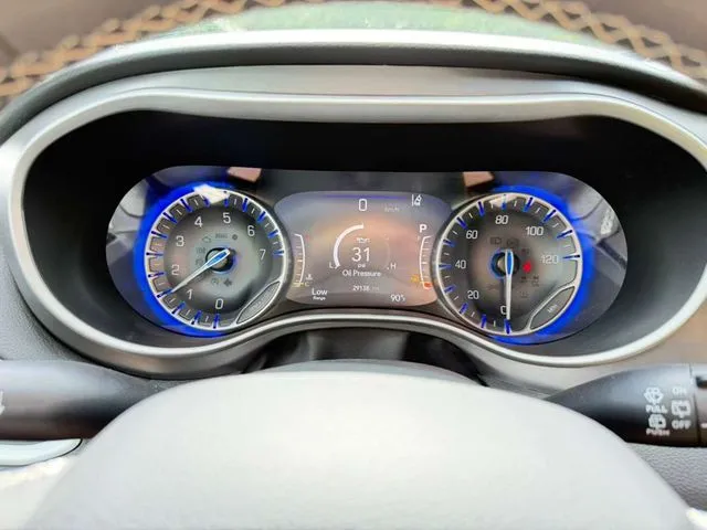 2025 Chrysler Pacifica Select - Photo 13