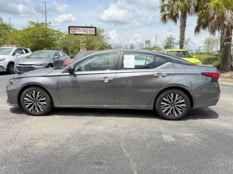 More photos of 2025 Nissan Altima 2.5 SV at Auto Gallery Jacksonville, FL