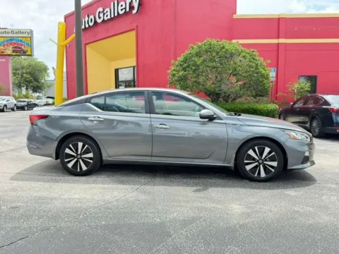 More photos of 2021 Nissan Altima 2.5 SV at Auto Gallery Jacksonville, FL