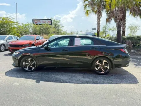 More photos of 2022 Hyundai Elantra Hybrid Limited at Auto Gallery Jacksonville, FL