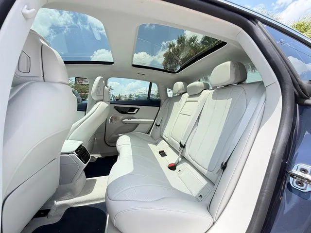 Mercedes-Benz EQE photo 29