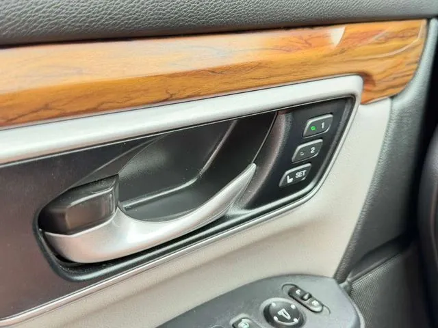 Honda CR-V photo 18