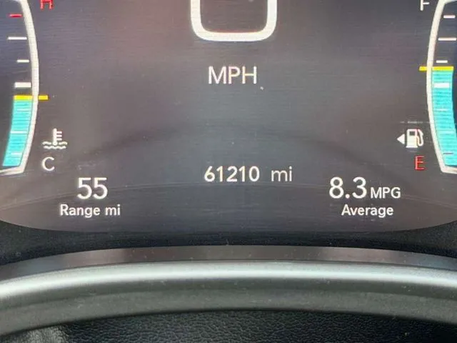 Chrysler Pacifica photo 15